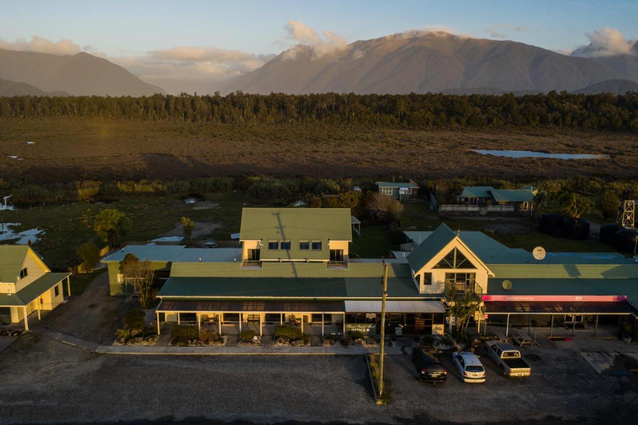 Haast Beach Motel Экстерьер фото