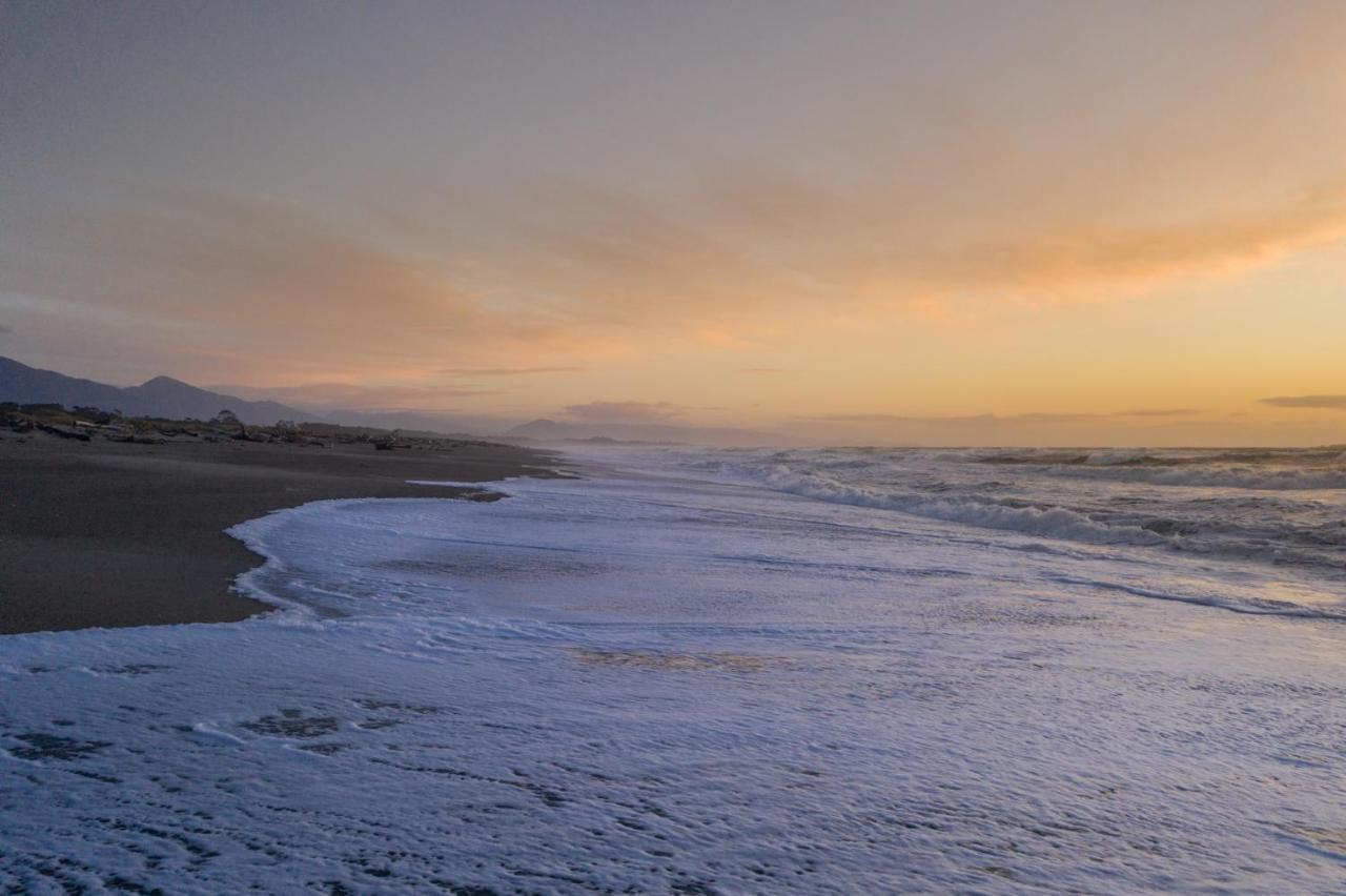 Haast Beach Motel Экстерьер фото