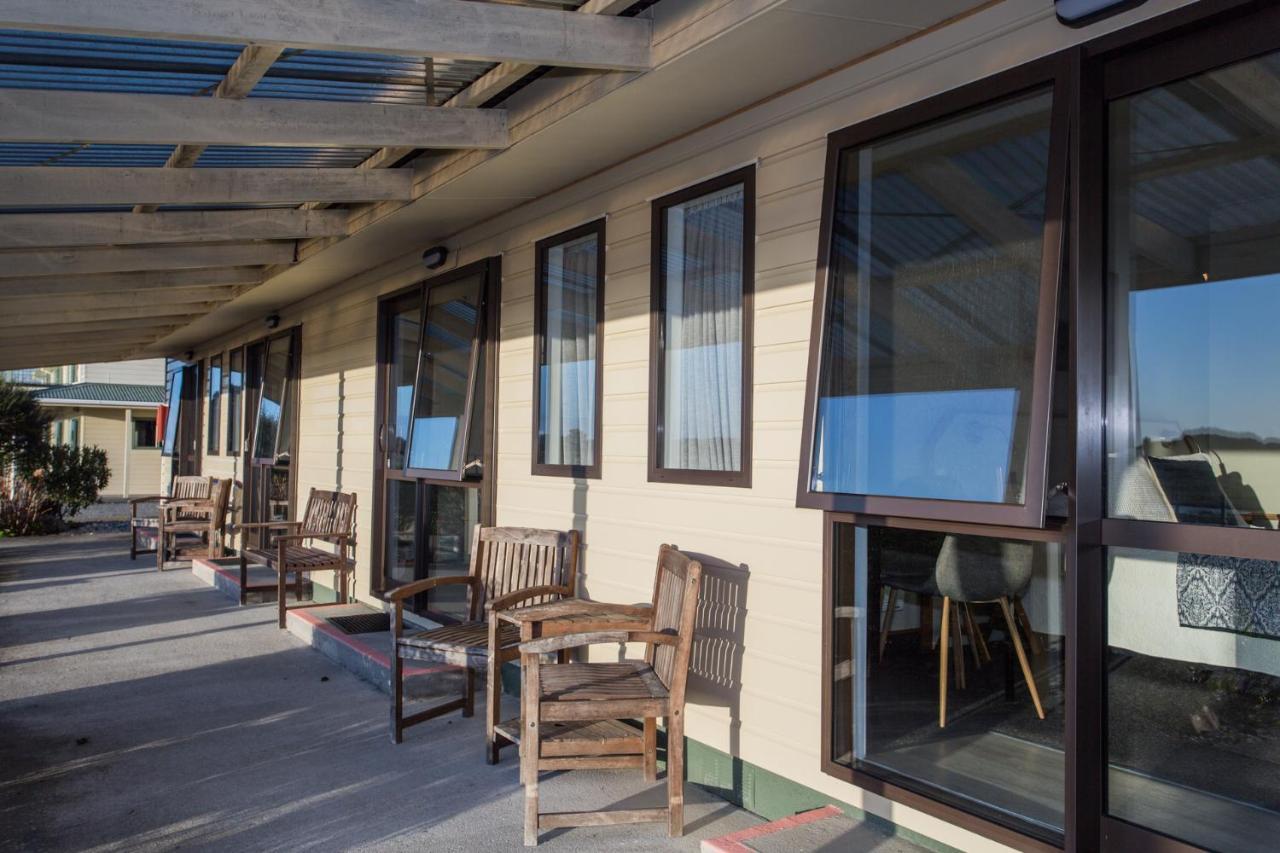Haast Beach Motel Экстерьер фото