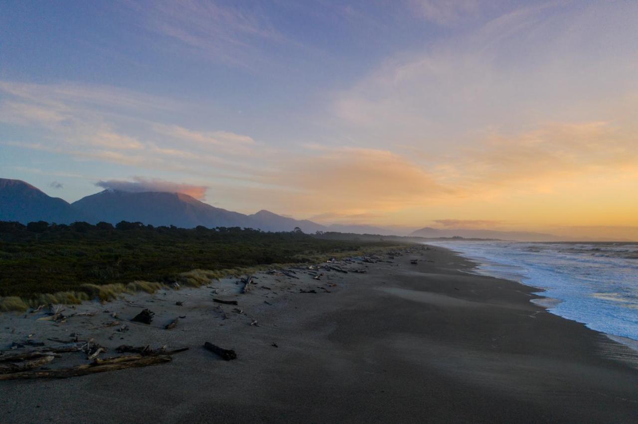 Haast Beach Motel Экстерьер фото