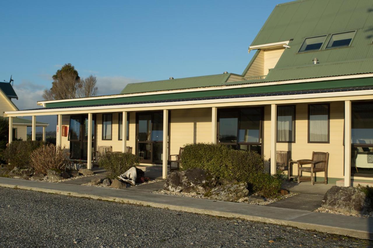 Haast Beach Motel Экстерьер фото